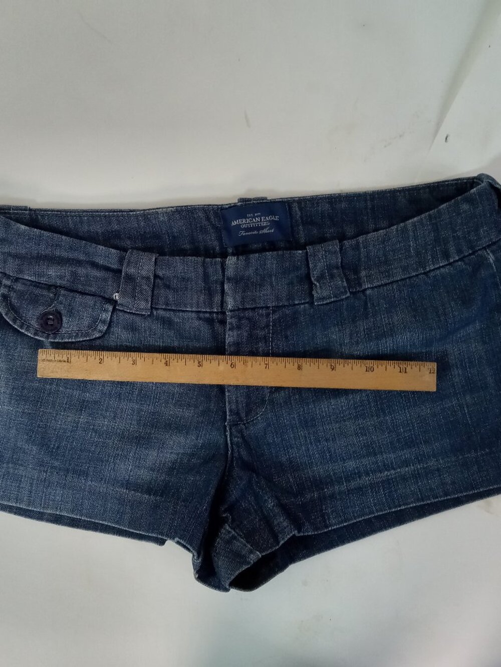 Vtg Y2K 00s American Eagle Booty Jean Shorts 8 Stretch Denim Love Your Life - Picture 2 of 11
